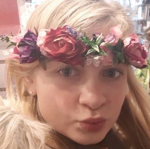 Meet your Posher, Annie